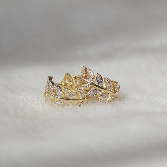 14k gold plated Cubic Zirconia Earrings - Picture 7 of 8